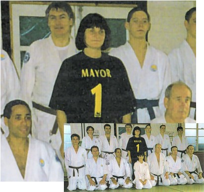 KIKUSUI KAI MEETS THE MAYOR OF MERTON 1998-1999 - LINDA KIRBY